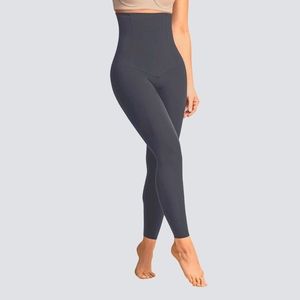 Leonisa  Shapewear Leggings